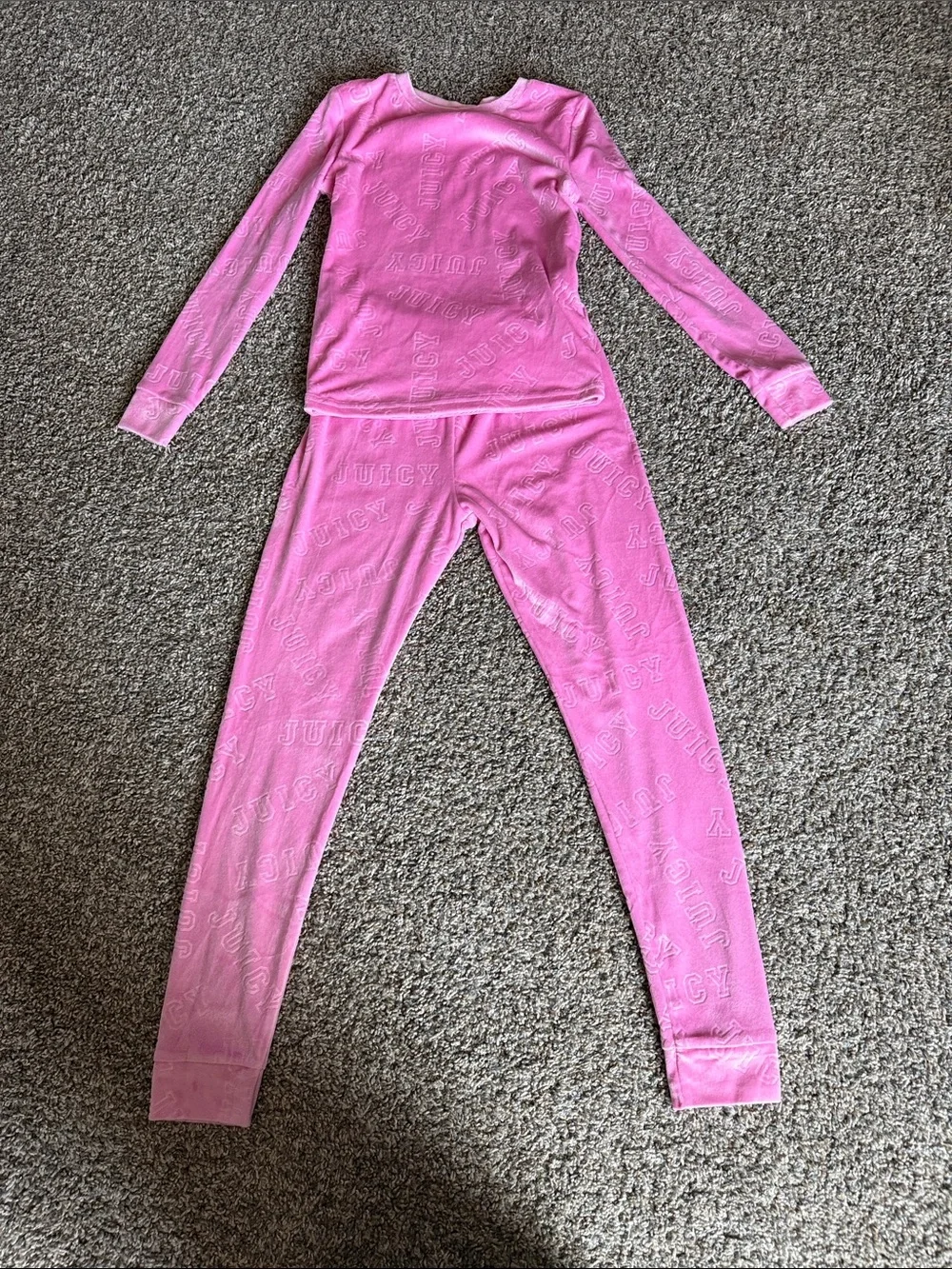Juicy Couture Girls Pink Long Sleeve Pajama Set - Picture 1 of 3